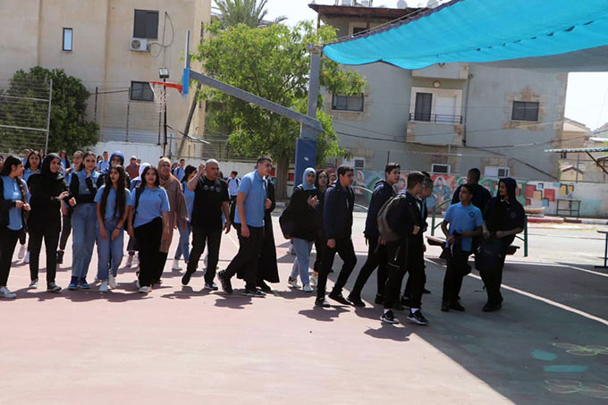 الثانوية الشاملة في كفر قاسم تستقبل طلاب التواسع إستعداداً للسنة الدراسية القادمة